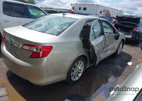 2014 Toyota Camry Hybrid Xle z USA, uszkodzony, nr VIN 4T1BD1FK6EU100238